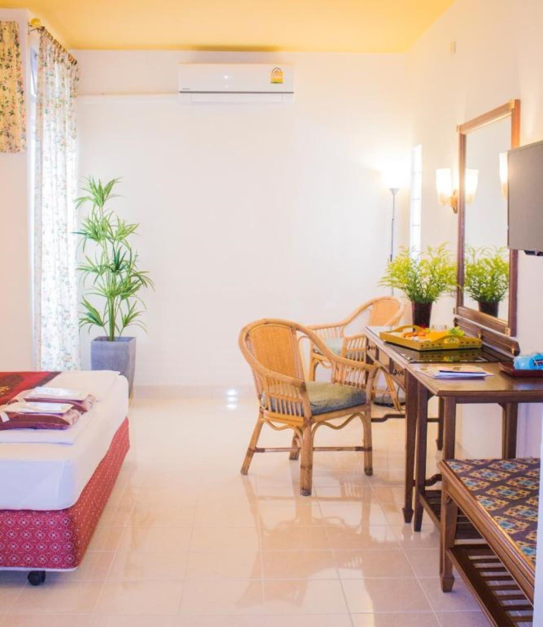 צ'יאנג מאי People Place Boutique In Town Hotel - Sha Extra Plus מראה חיצוני תמונה