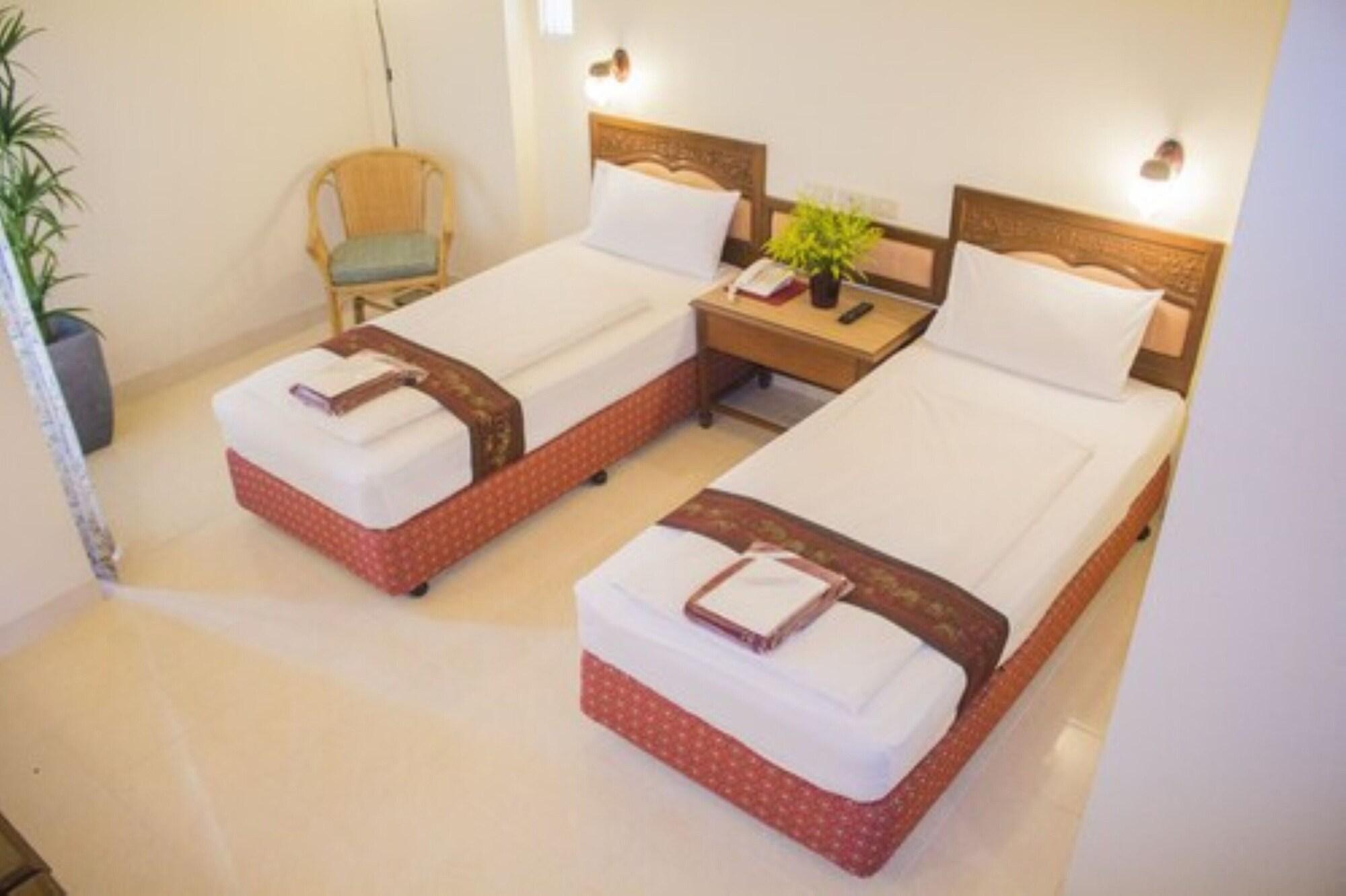 צ'יאנג מאי People Place Boutique In Town Hotel - Sha Extra Plus מראה חיצוני תמונה