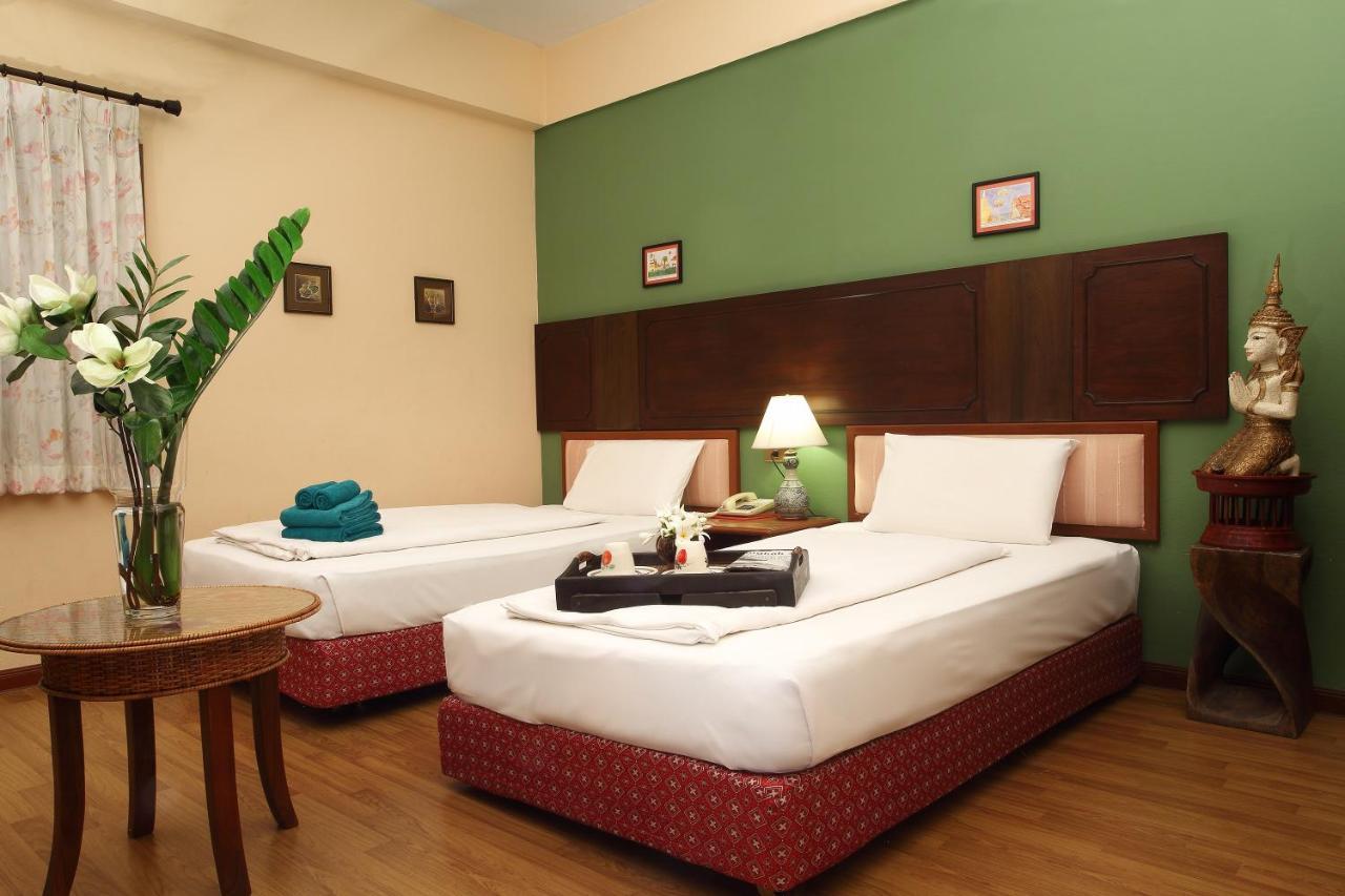 צ'יאנג מאי People Place Boutique In Town Hotel - Sha Extra Plus מראה חיצוני תמונה
