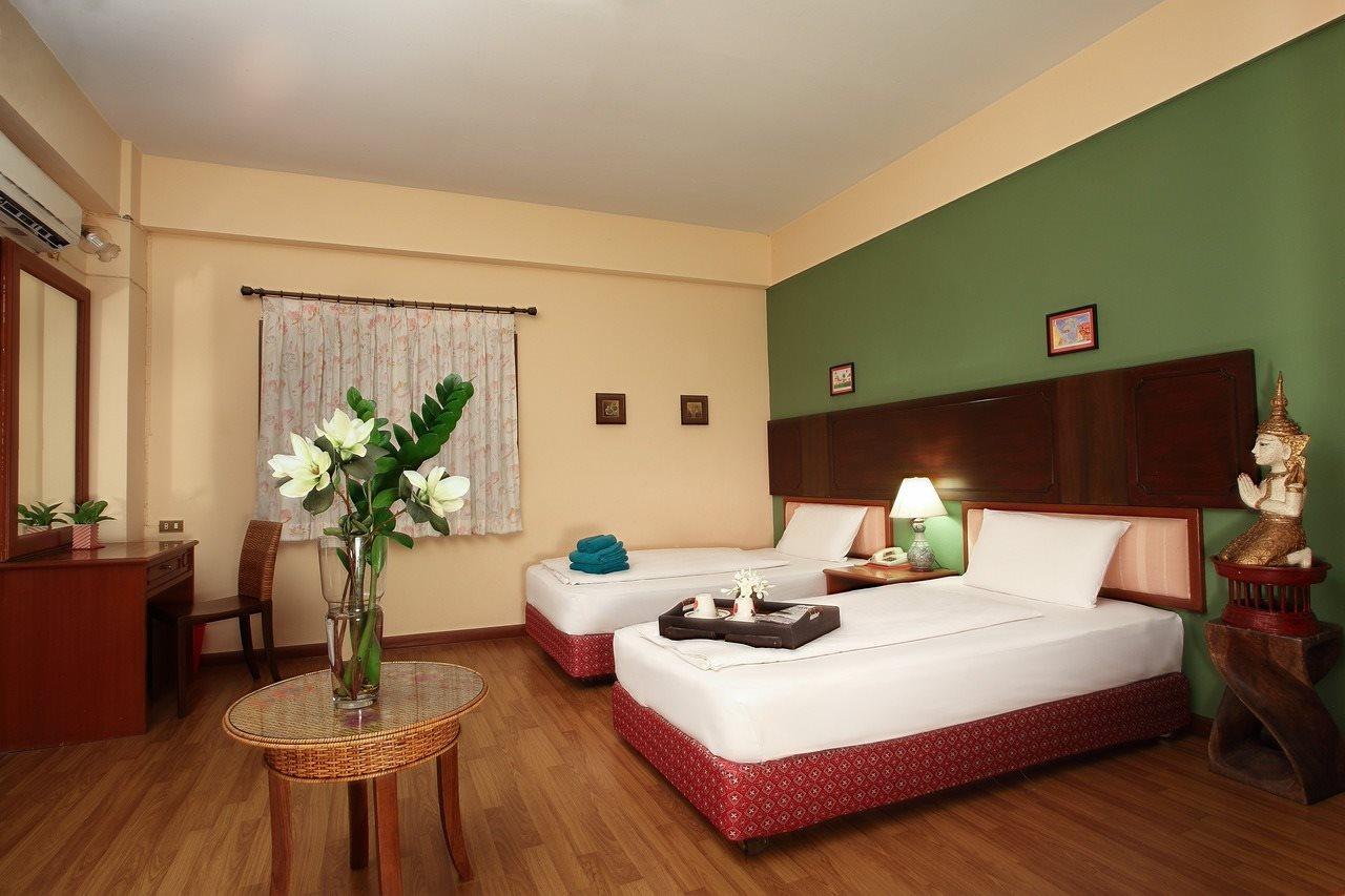צ'יאנג מאי People Place Boutique In Town Hotel - Sha Extra Plus מראה חיצוני תמונה