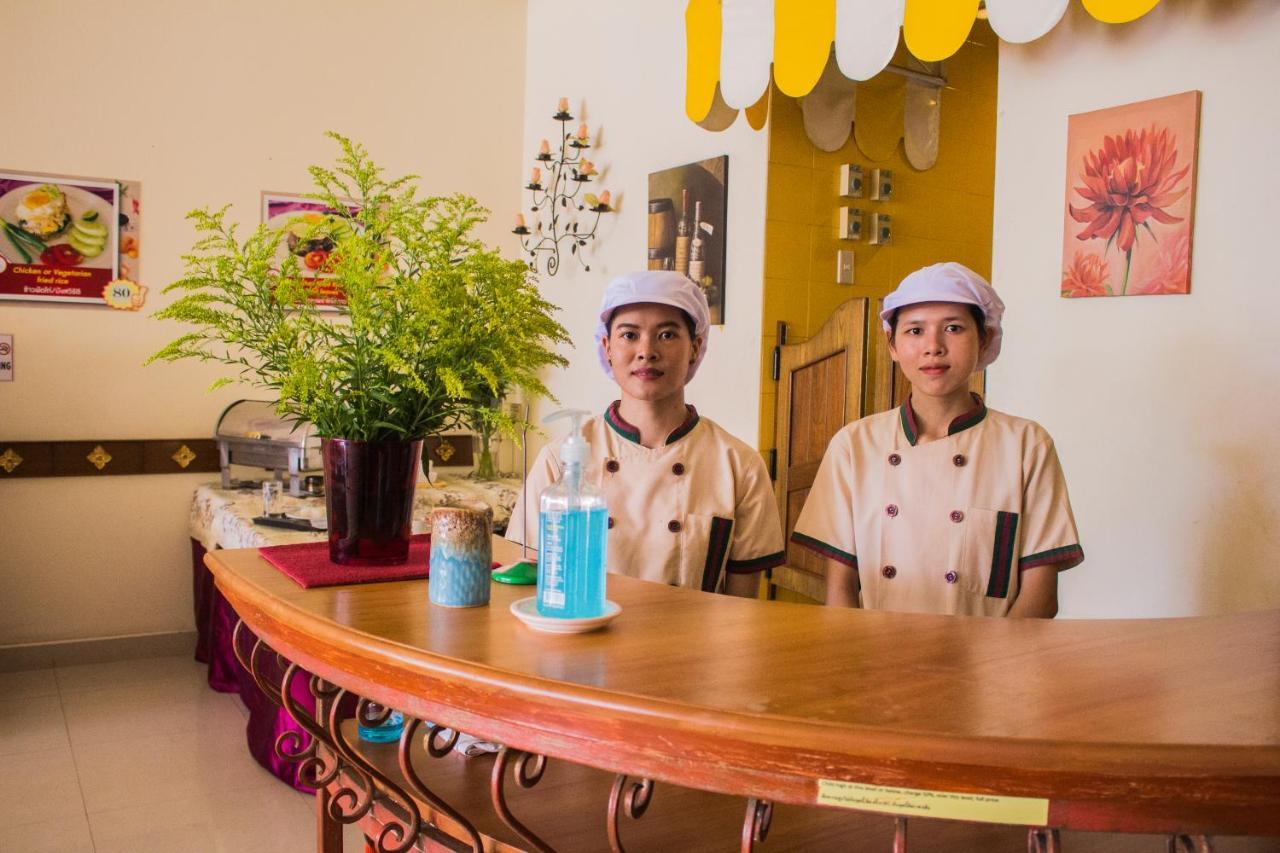 צ'יאנג מאי People Place Boutique In Town Hotel - Sha Extra Plus מראה חיצוני תמונה
