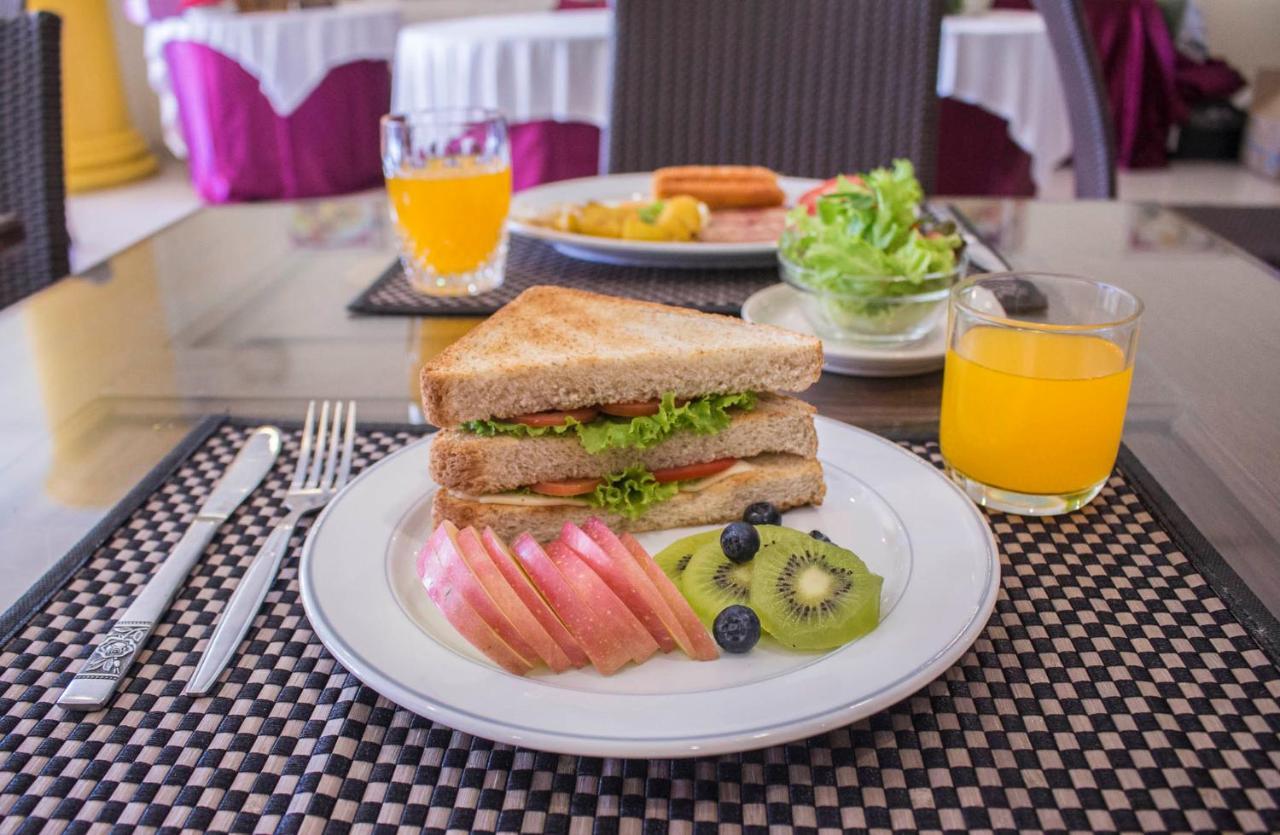 צ'יאנג מאי People Place Boutique In Town Hotel - Sha Extra Plus מראה חיצוני תמונה